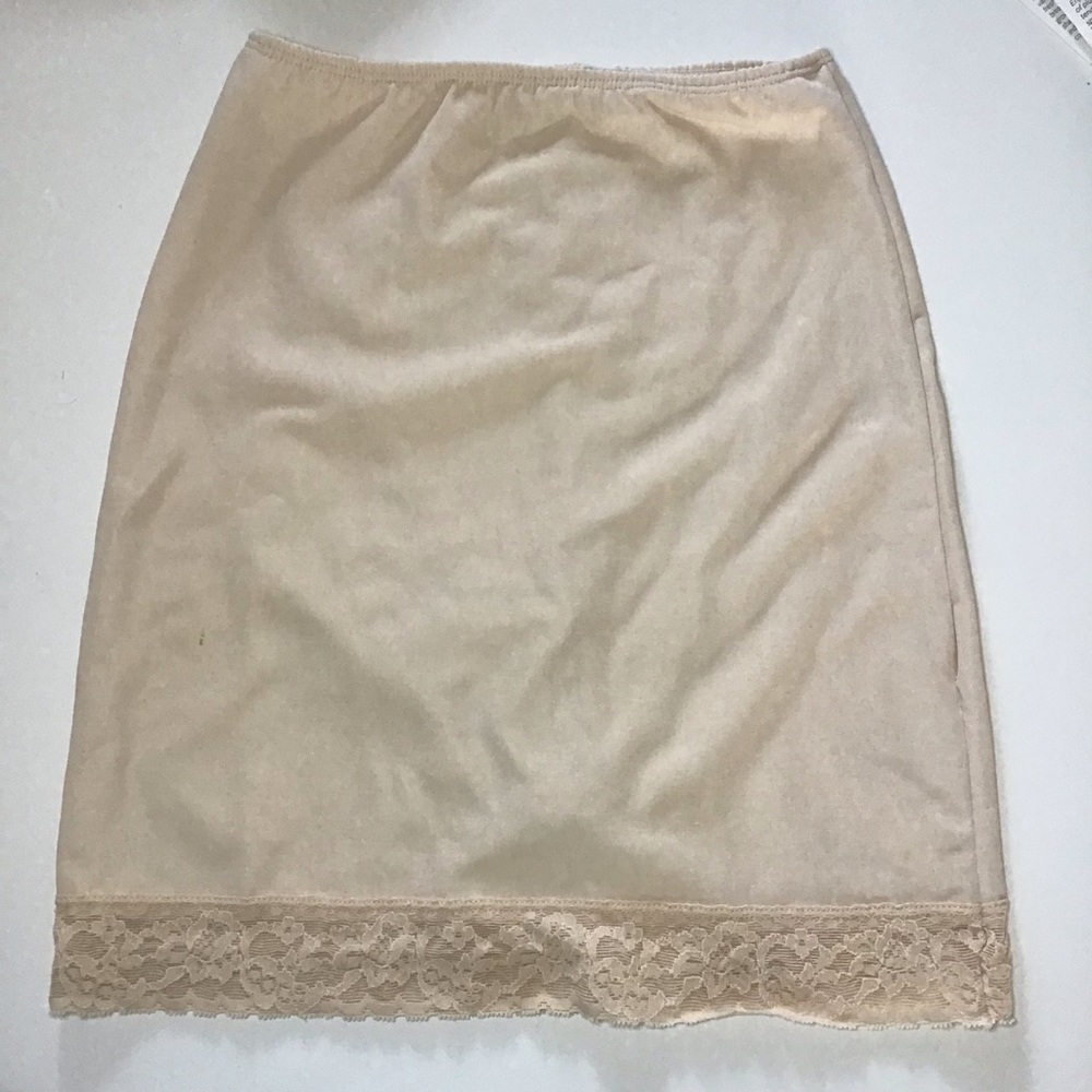 Body Slimmers by Nancy Ganz Beige Girdle Hip Shapewear Slip Sz M